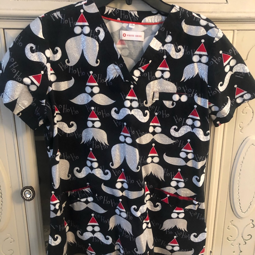 Scrub top
